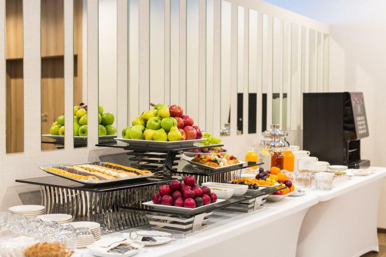 Z-Hotel Business & Spa Отвоцк Экстерьер фото